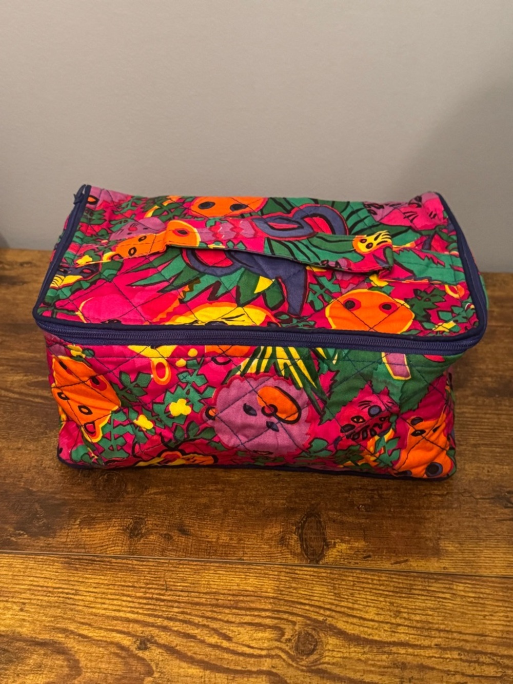 NaRaYa Quilted Travel Cosmetic‎ Bag Elephant Giraffe Jungle Makeup Case